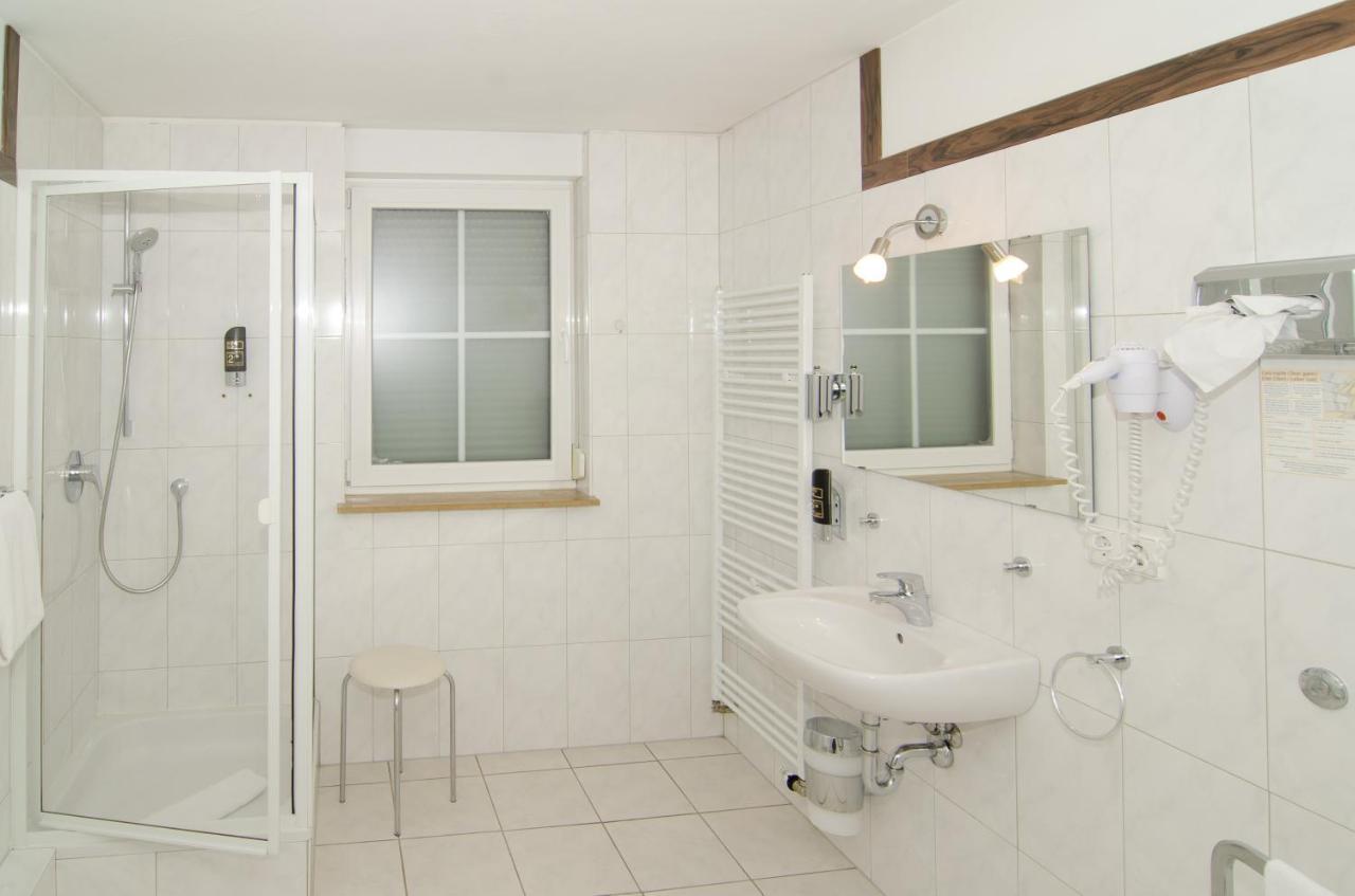 Hotel -Restaurant Taormina Birkenfeld  エクステリア 写真